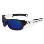 COUNTRY_203-11_NoirBlanc_Flash-Bleu_34_Altitude-EyeWear